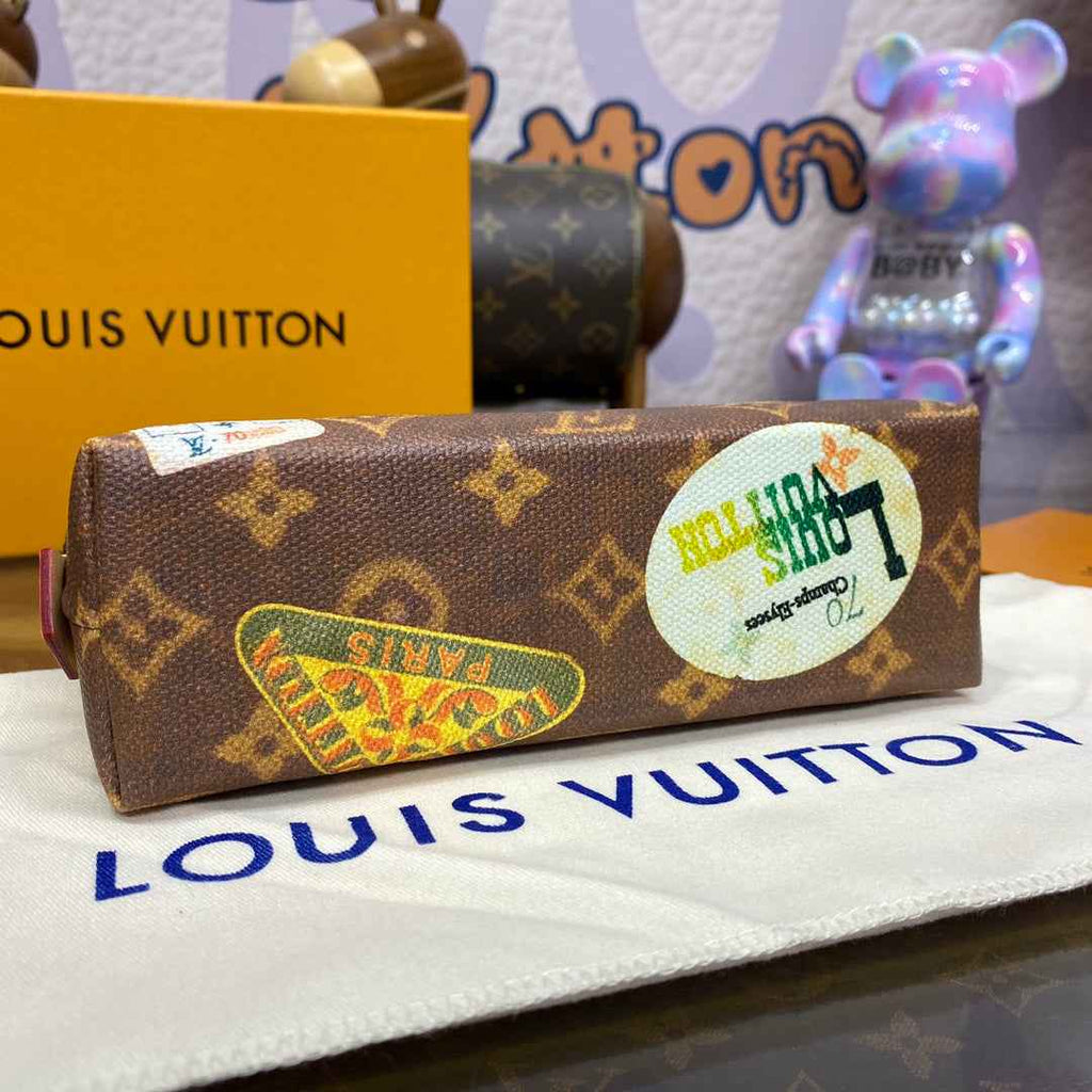 Louis Vuitton Cosmetic Pouch M83597 - Default Title - View 4