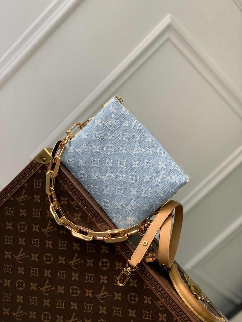 Louis Vuitton Coussin BB Bag M11401