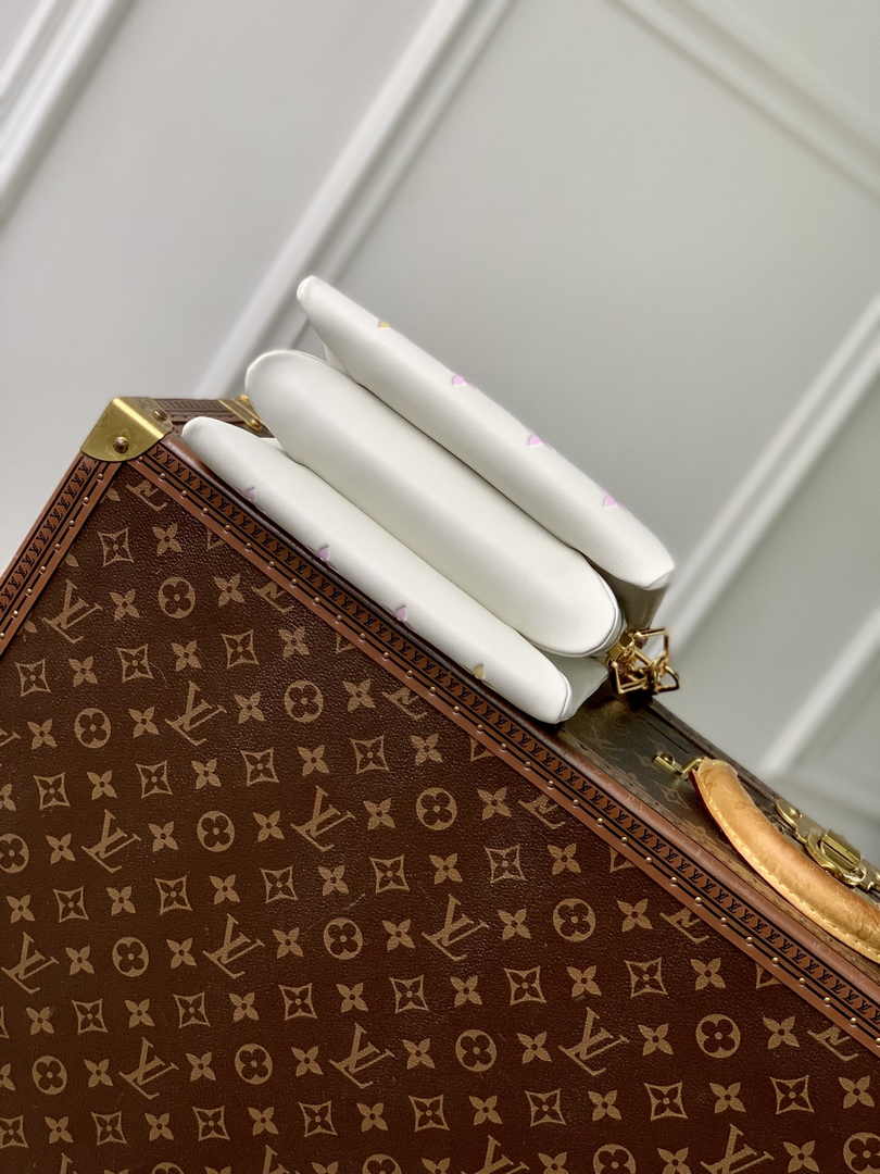 Louis Vuitton Coussin BB Bag M11727 - Default Title - View 4
