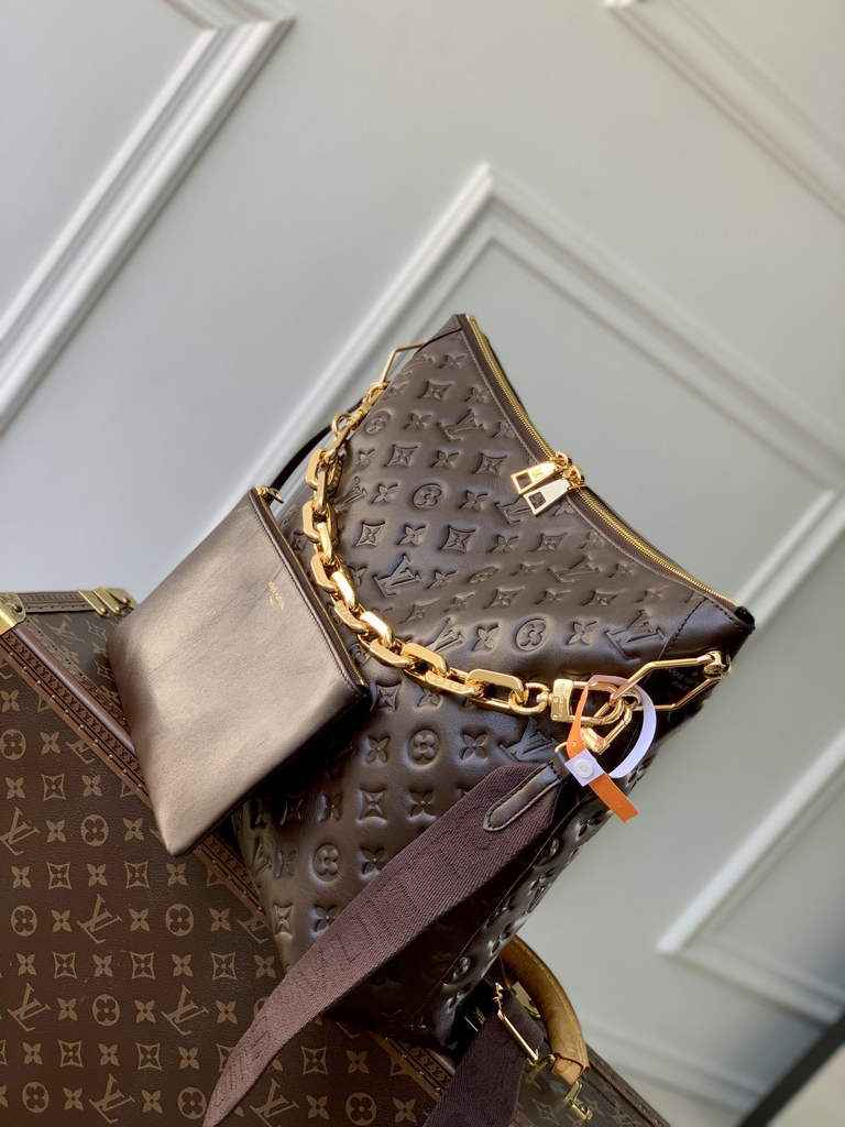 Louis Vuitton Coussin Hobo MM Bag M12072
