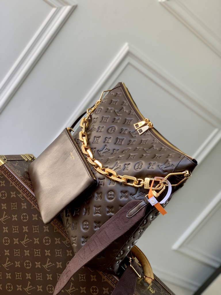 Louis Vuitton Coussin Hobo MM Bag M12072