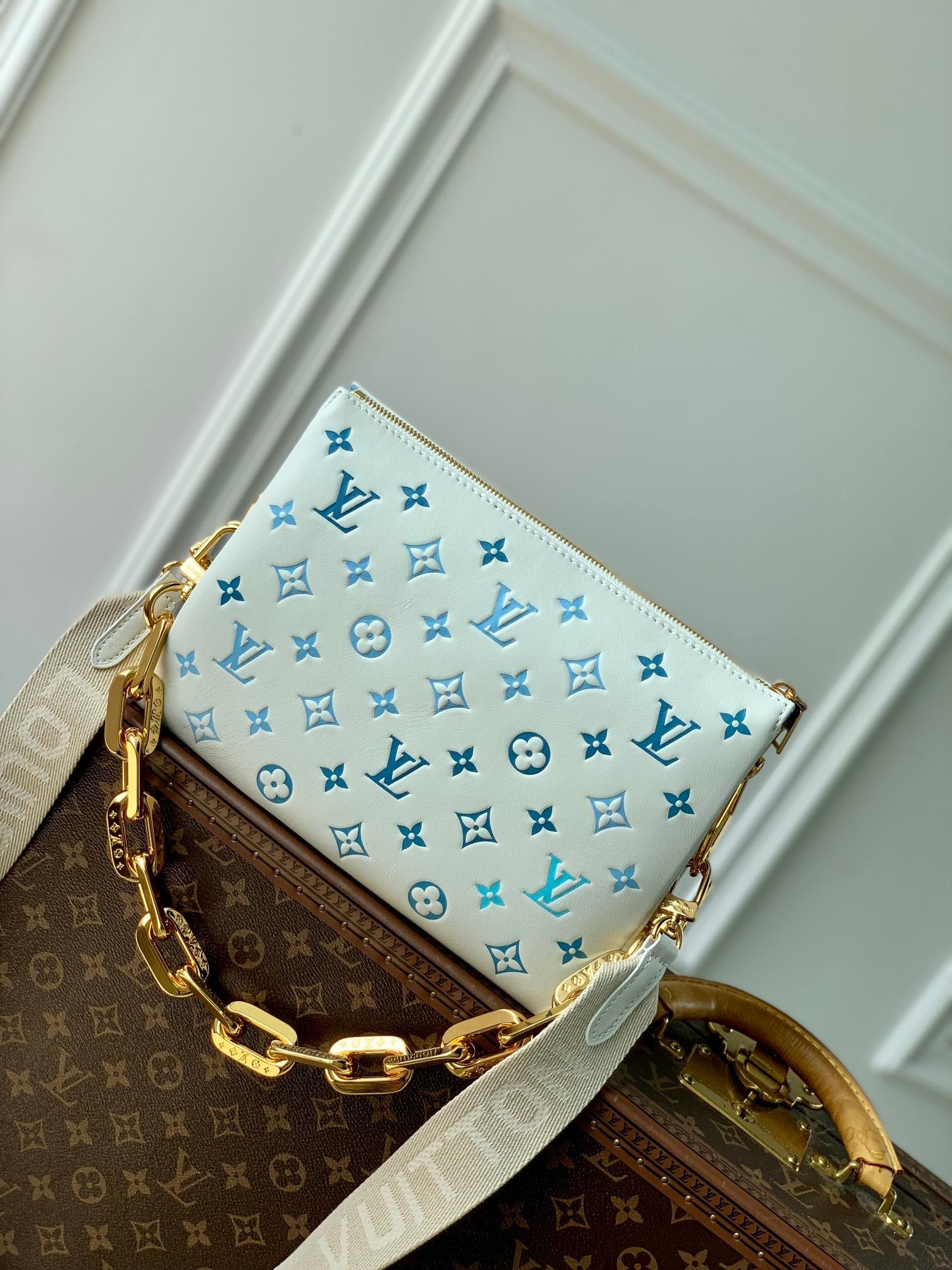 Louis Vuitton Coussin PM Bag M11225