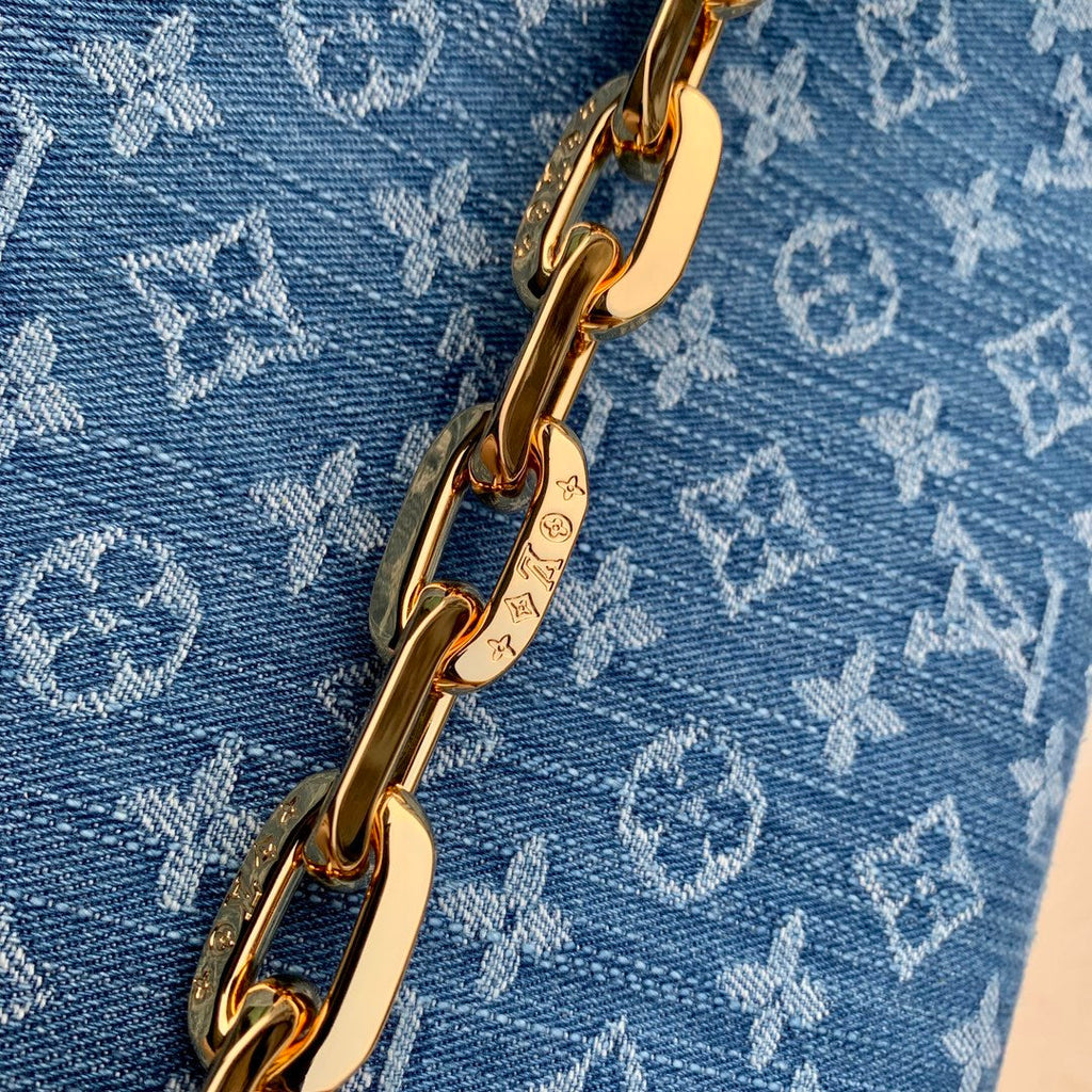 Louis Vuitton Coussin PM Bag M24564