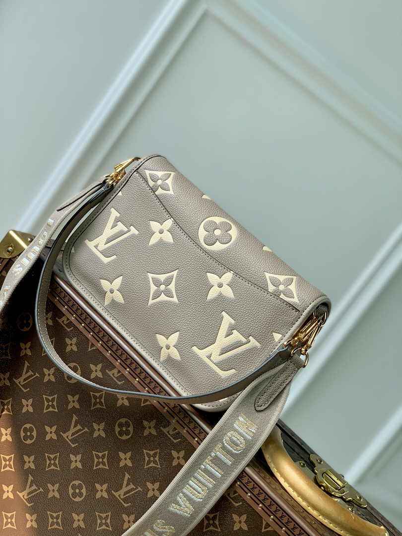 Louis Vuitton Diane Bag M46583 Monogram Empreinte Leather - Default Title - View 3