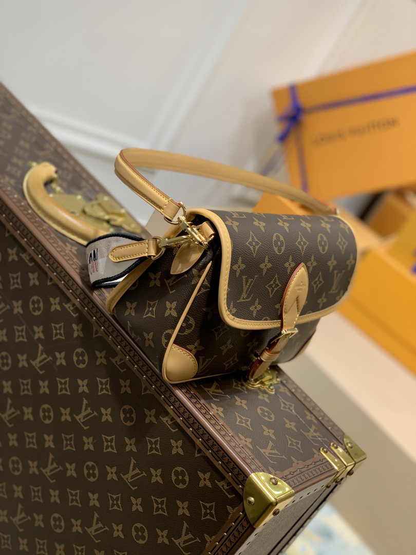 Louis Vuitton M45985 Diane Satchel Monogram Canvas - Default Title - View 3