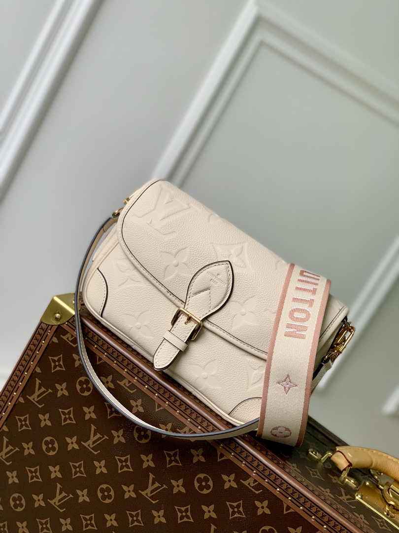Louis Vuitton Diane Bag M46388 Monogram Empreinte Leather - Default Title - View 1