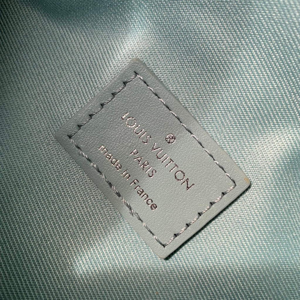 Louis Vuitton Discovery Bumbag M22576 Light Blue