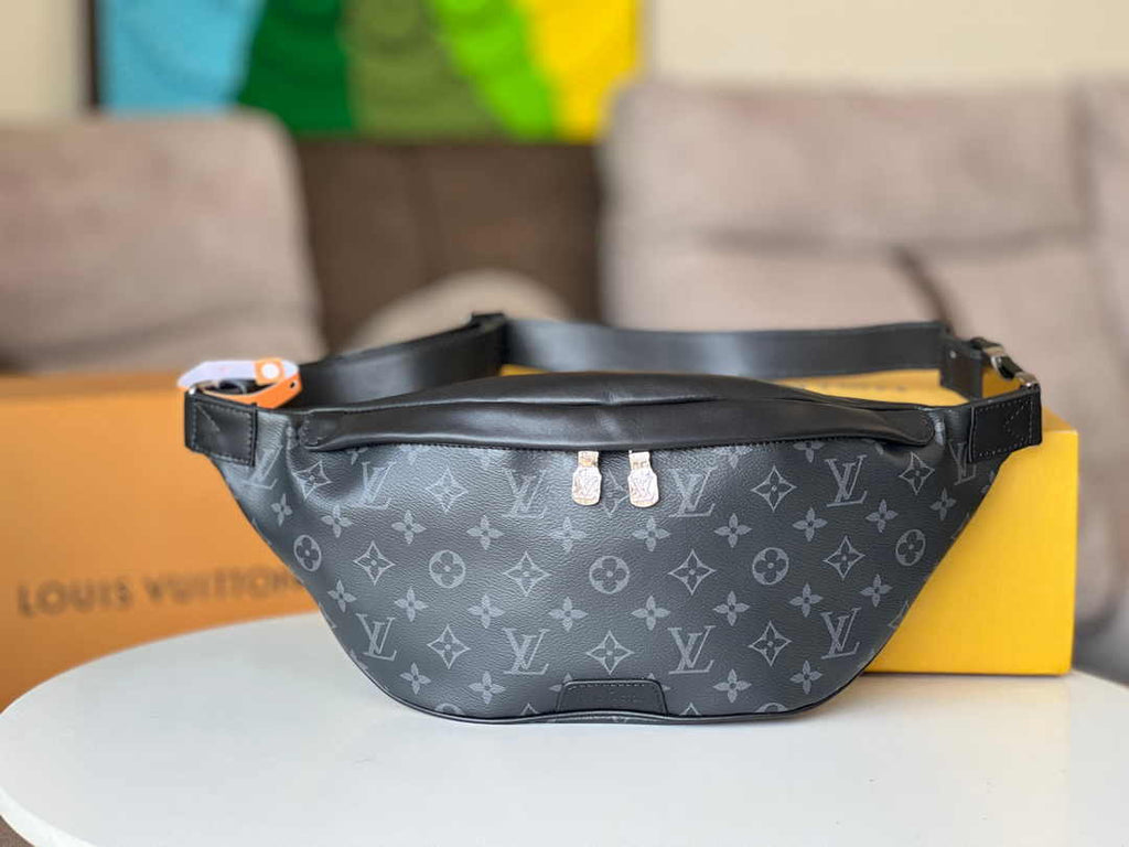Louis Vuitton Discovery Bumbag M44336 Monogram Canvas