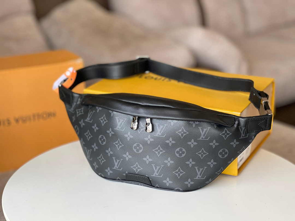 Louis Vuitton Discovery Bumbag M44336 Monogram Canvas