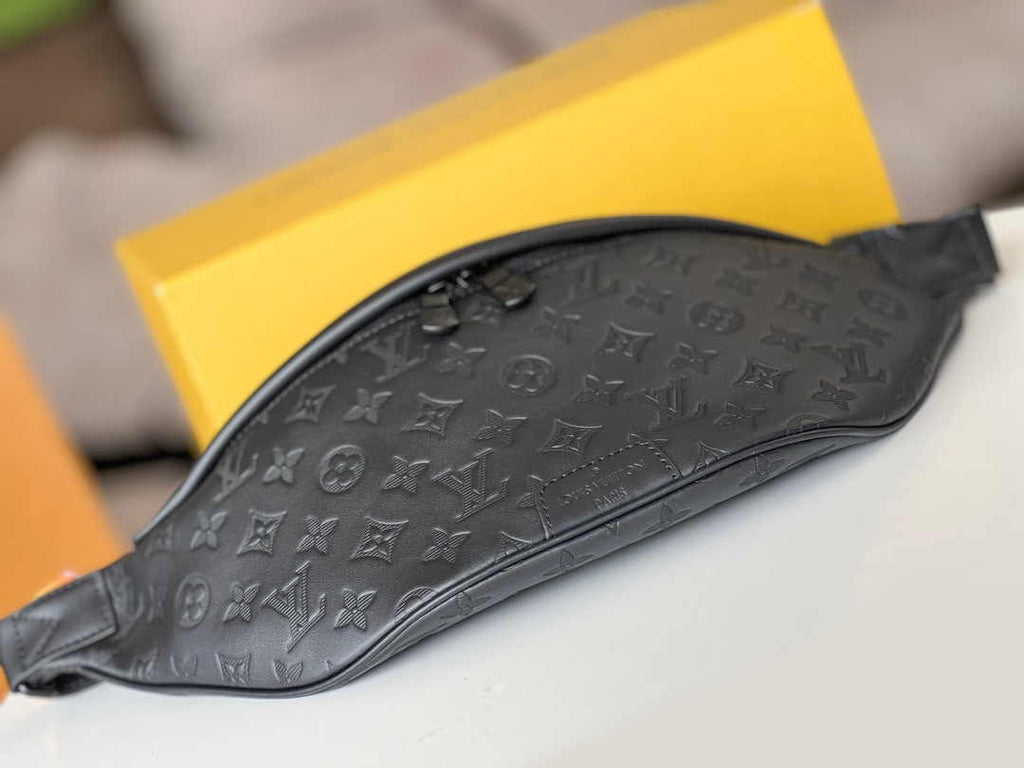 Louis Vuitton Discovery Bumbag M44388 Monogram Leather