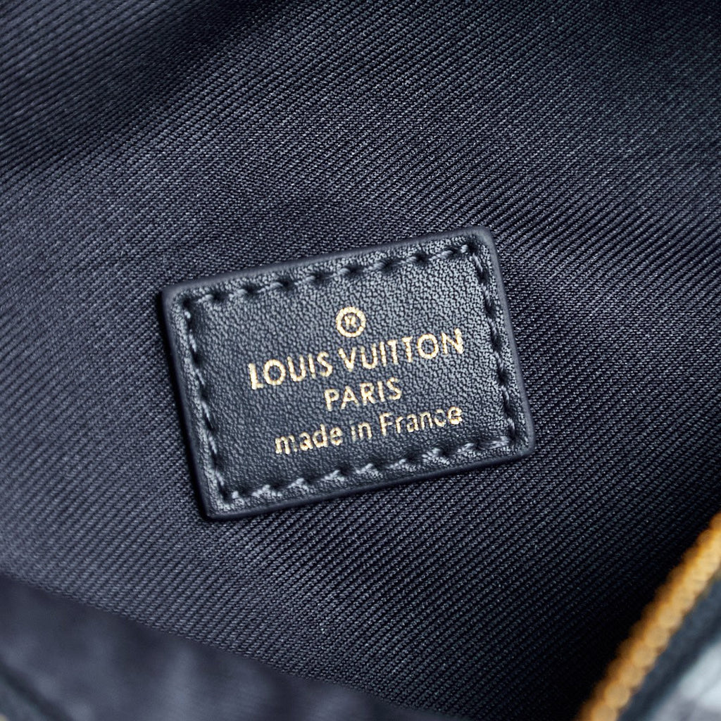 Louis Vuitton Discovery Bumbag PM M23905 Ink Blue