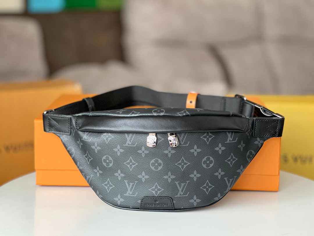 Louis Vuitton Discovery Bumbag PM M46035 Monogram Canvas
