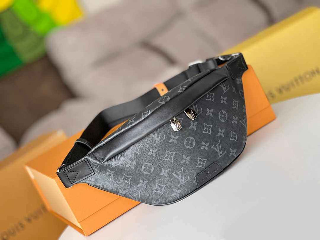 Louis Vuitton Discovery Bumbag PM M46035 Monogram Canvas