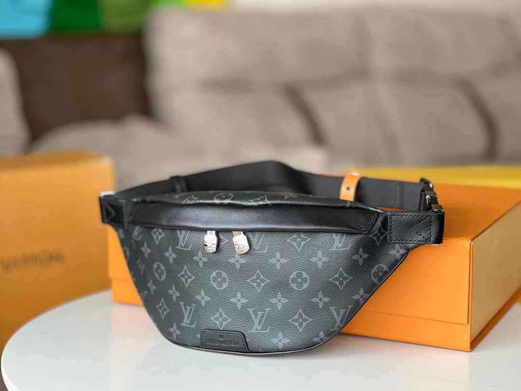 Louis Vuitton Discovery Bumbag PM M46035 Monogram Canvas