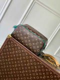 Louis Vuitton Dopp Kit M12641 Green - Default Title - View 1