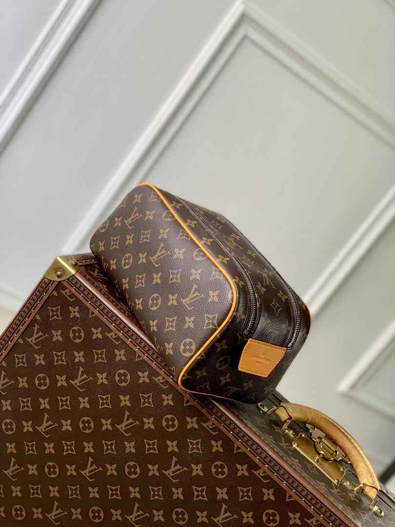 Louis Vuitton Dopp Kit M12641 Yellow - Default Title - View 2