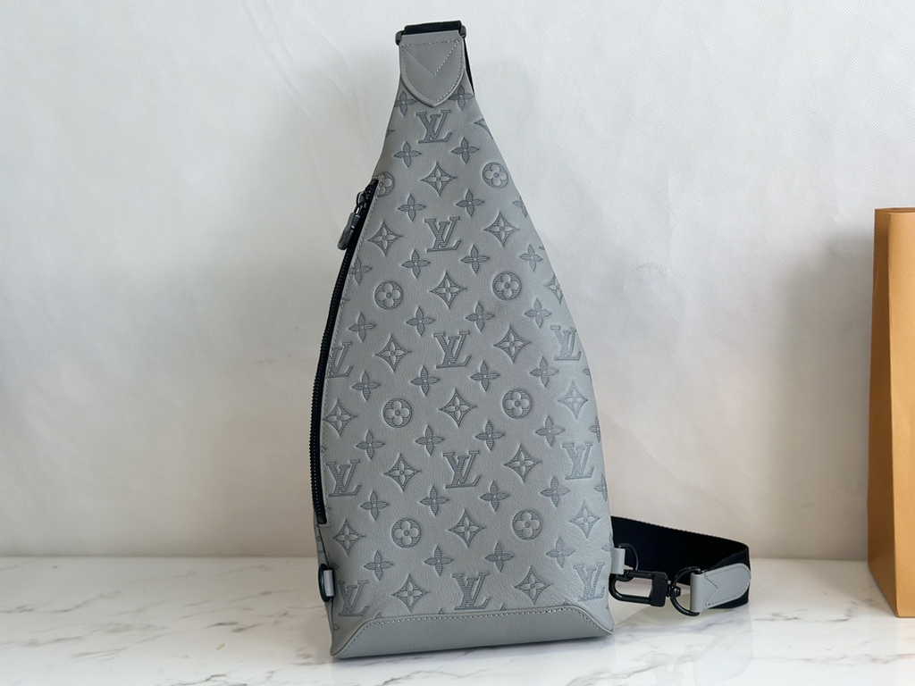 Louis Vuitton Duo Slingbag M21890 Gray Calf leather