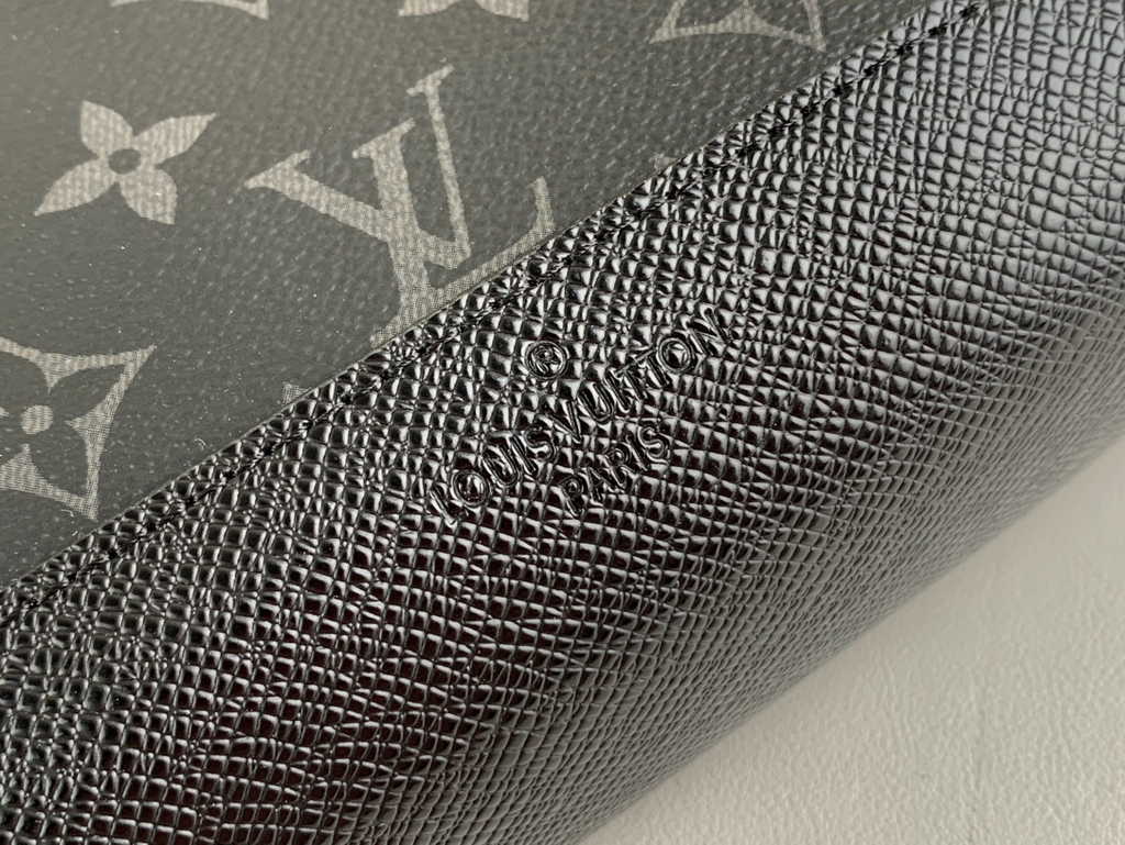 Louis Vuitton Duo Slingbag M30936 Black Monogram