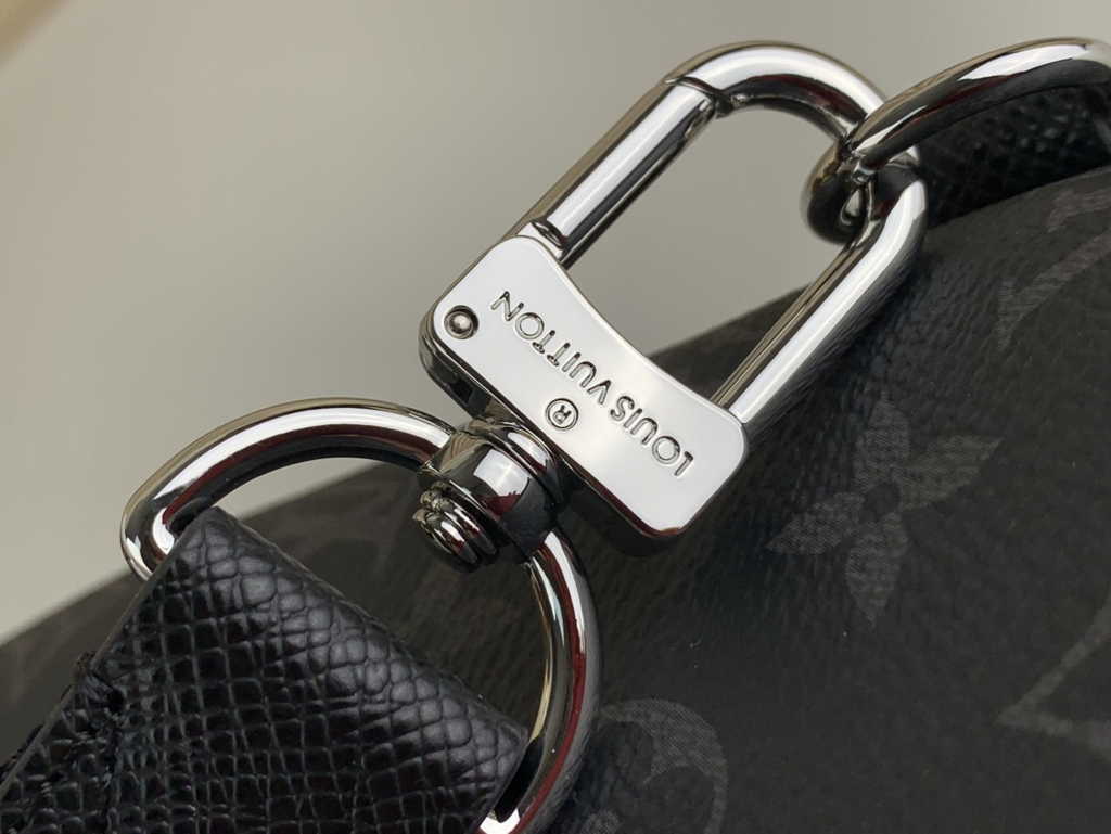 Louis Vuitton Duo Slingbag M30936 Black Monogram