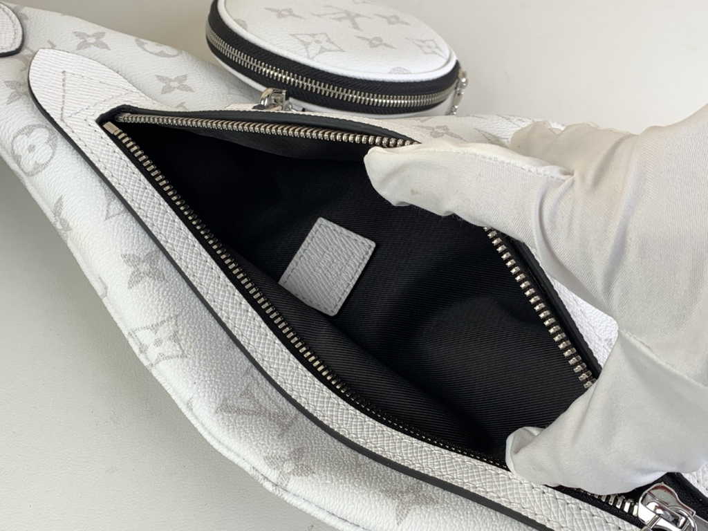 Louis Vuitton Duo Slingbag M30936 White Monogram