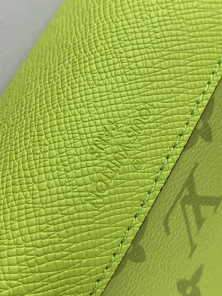 Louis Vuitton Duo Slingbag M30945 Neon Yellow
