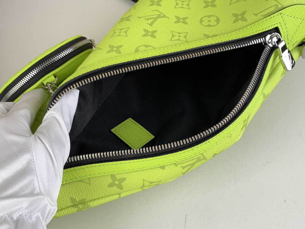 Louis Vuitton Duo Slingbag M30945 Neon Yellow