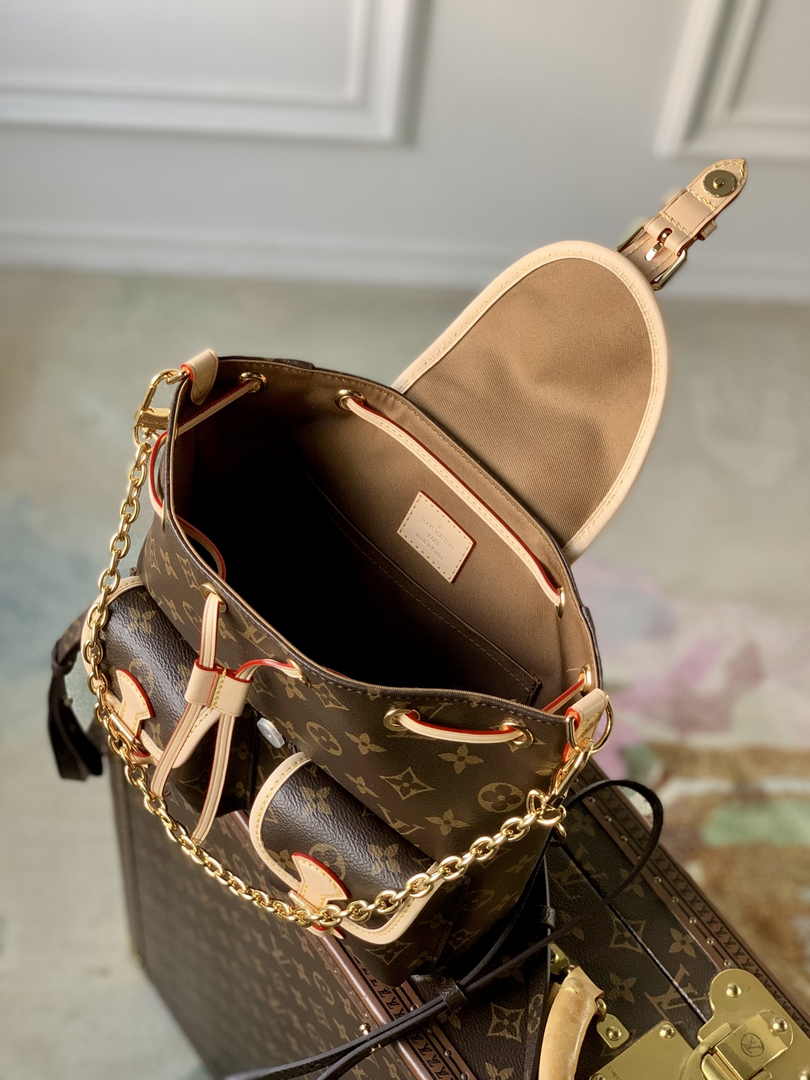 Louis Vuitton Excursion PM Backpack M46932 Monogram canvas
