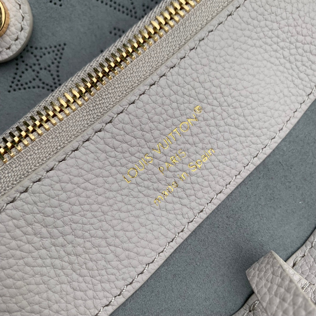 Louis Vuitton Flore Mahina Leather M12496 - Default Title - View 8