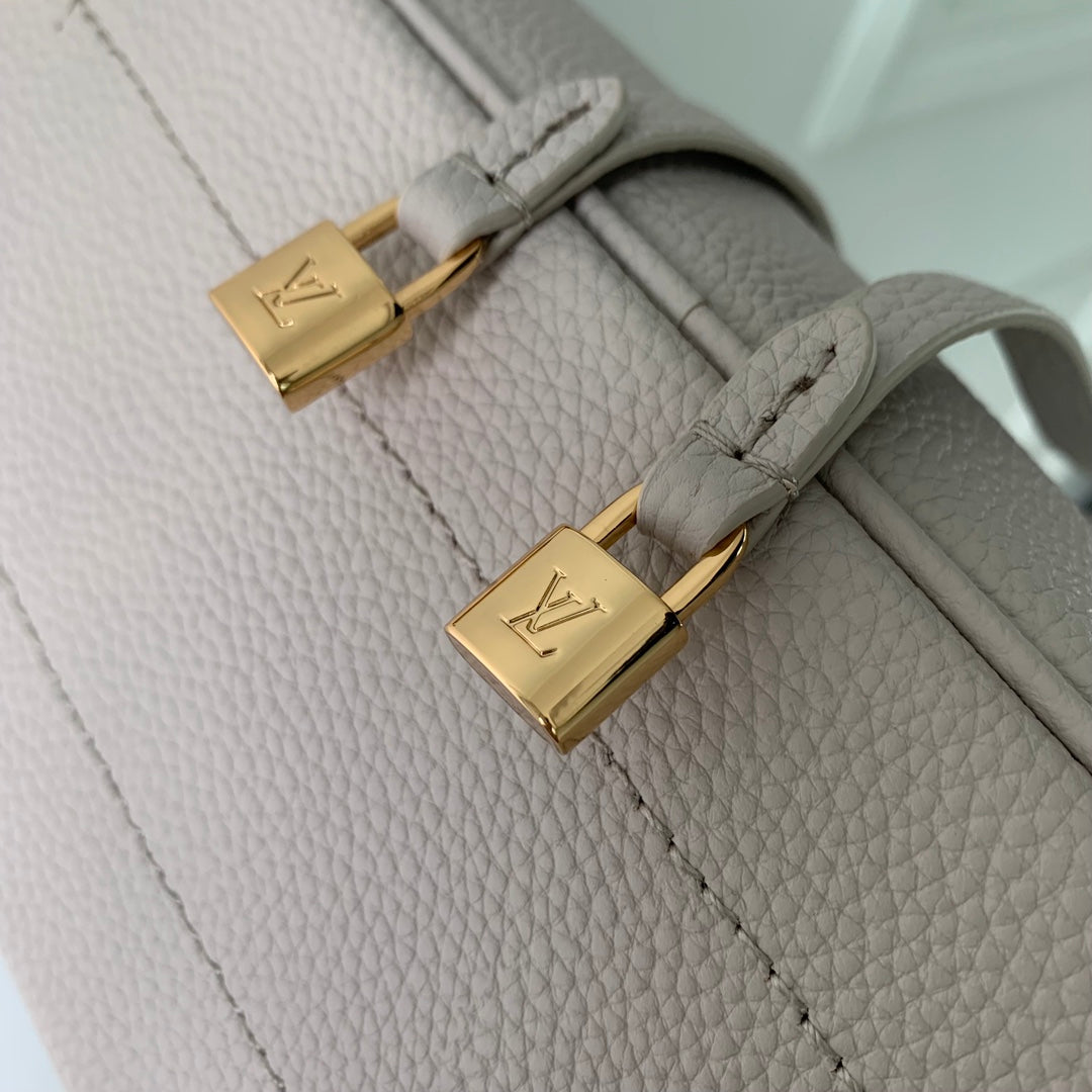 Louis Vuitton Flore Shoulder Bag M12496 | Gray Mahina Calfskin Leather