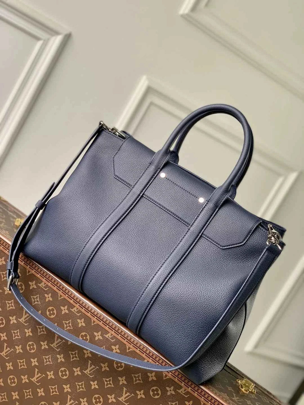 Louis Vuitton Georges Tote MM Bag M11663 blue calfskin leather