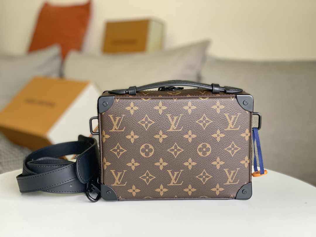 Louis Vuitton Handle Soft Trunk M45935 - Default Title - View 3