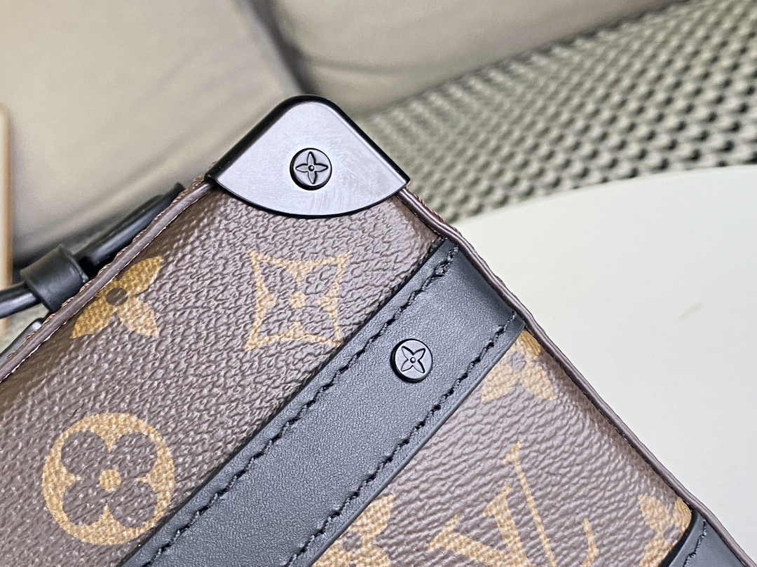 Louis Vuitton Handle Soft Trunk M45935 - Default Title - View 7