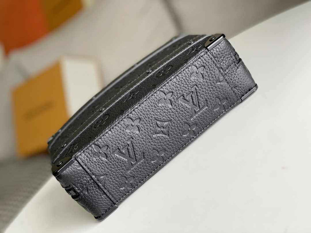 Louis Vuitton Handle Soft Trunk M59163 - Default Title - View 4