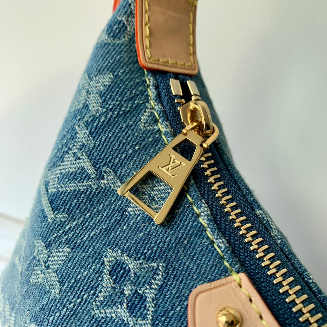 Louis Vuitton Hills Pochette M82949 Denim Blue - Default Title - View 6
