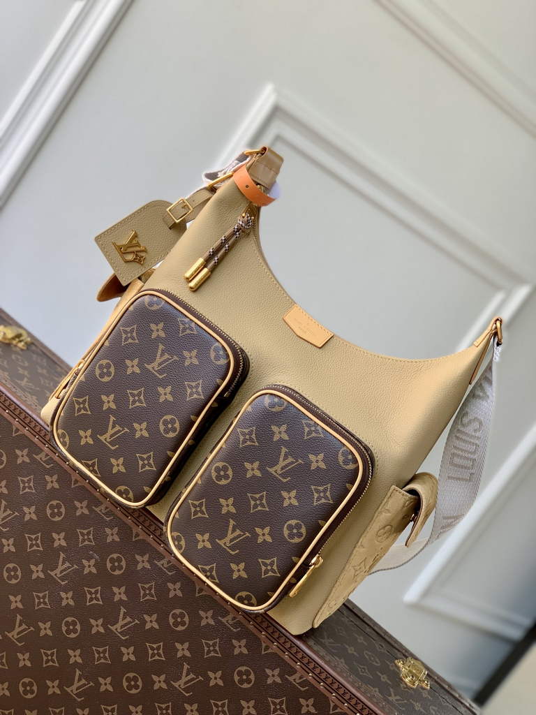 Louis Vuitton Hobo Cargo M12697, Other Leathers - Default Title - View 1