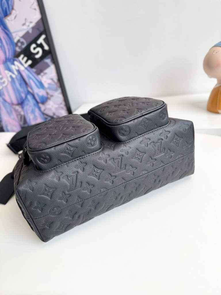 Louis Vuitton Hobo Cargo G65 M14778 Black Leather
