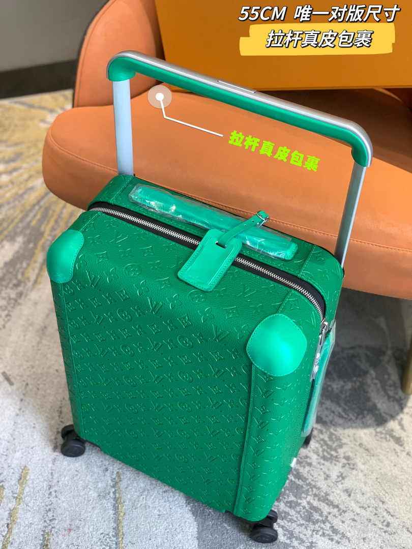 Louis Vuitton HORIZON 55 M23633 Green Monogram Leather