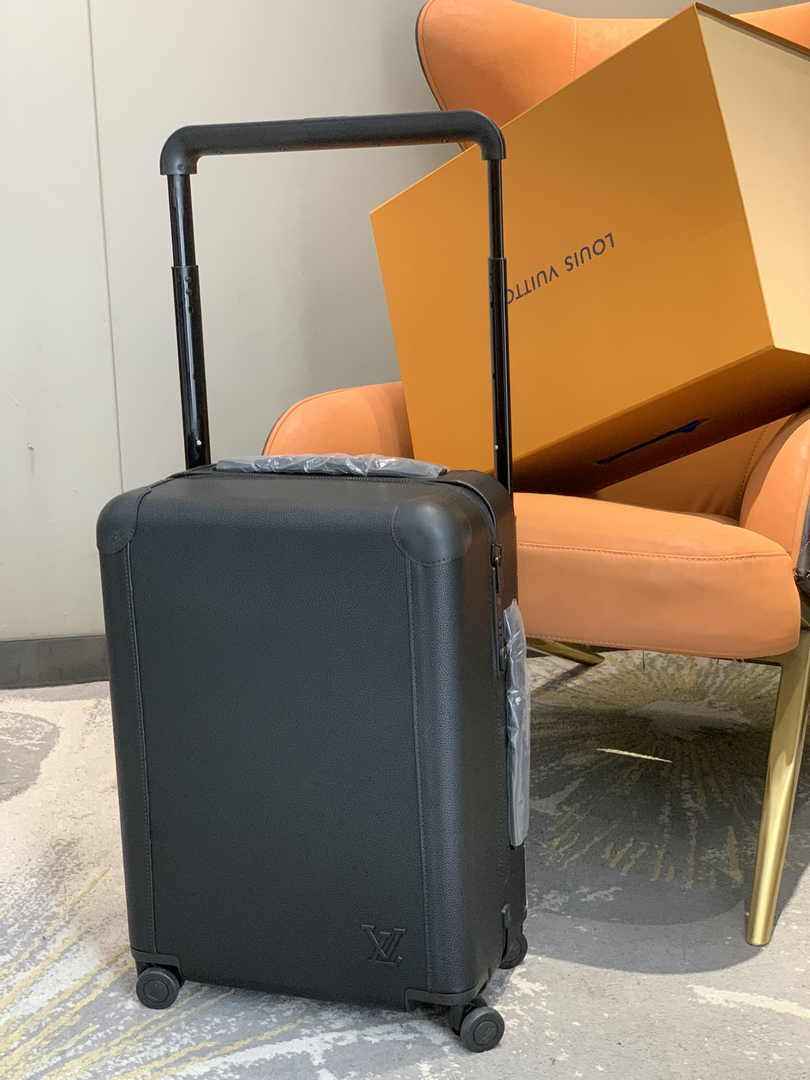 Louis Vuitton HORIZON 55 M10240 Black Cowhide leather