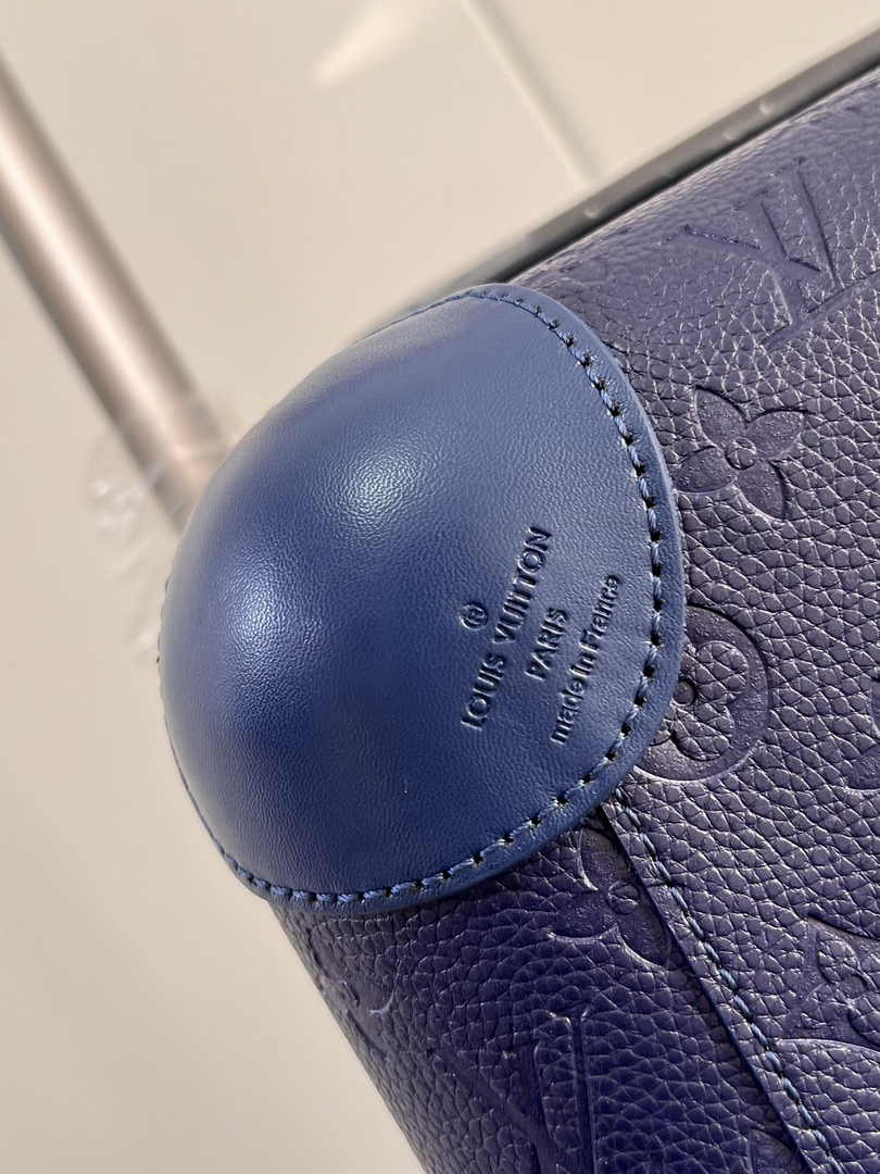 Louis Vuitton HORIZON 55 M10269 Blue Monogram Leather