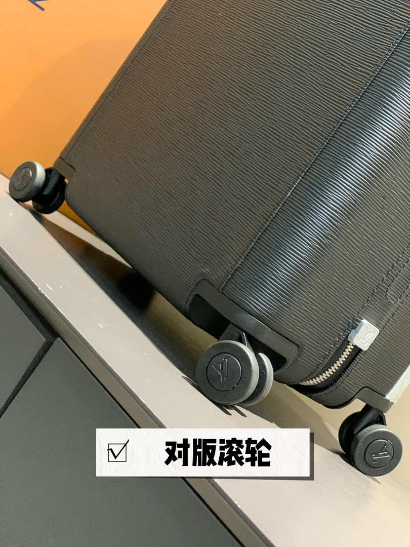 Louis Vuitton Horizon 55 M23235 Black Epi cowhide leather