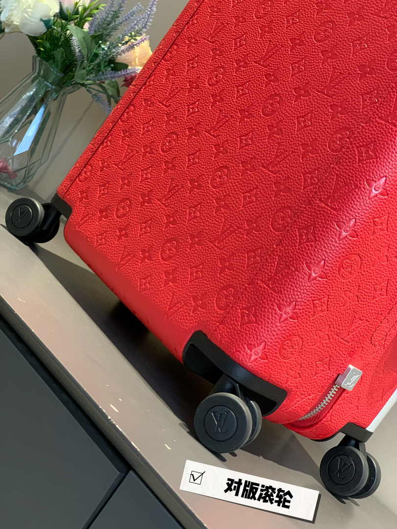 Louis Vuitton HORIZON 55 M23628 Red Monogram Leather