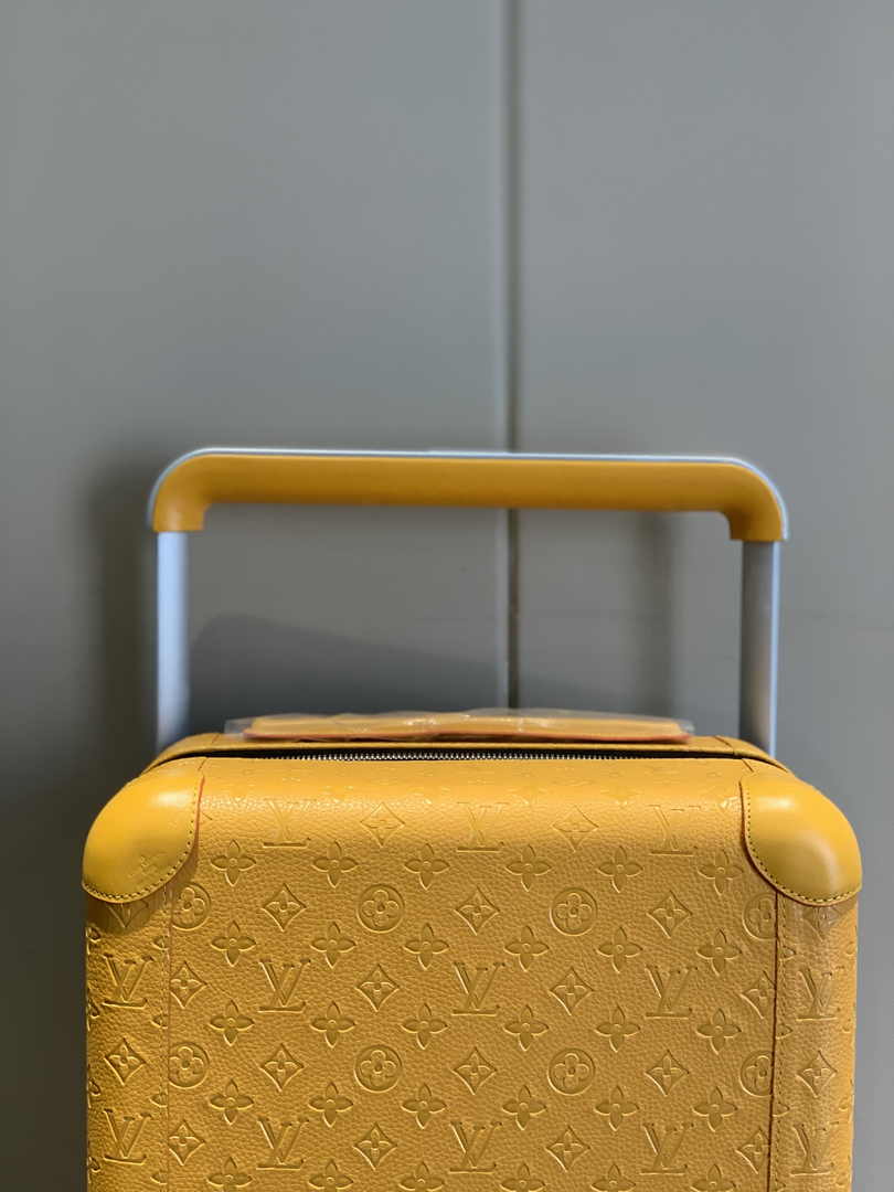Louis Vuitton HORIZON 55 M23630 Yellow Monogram Leather