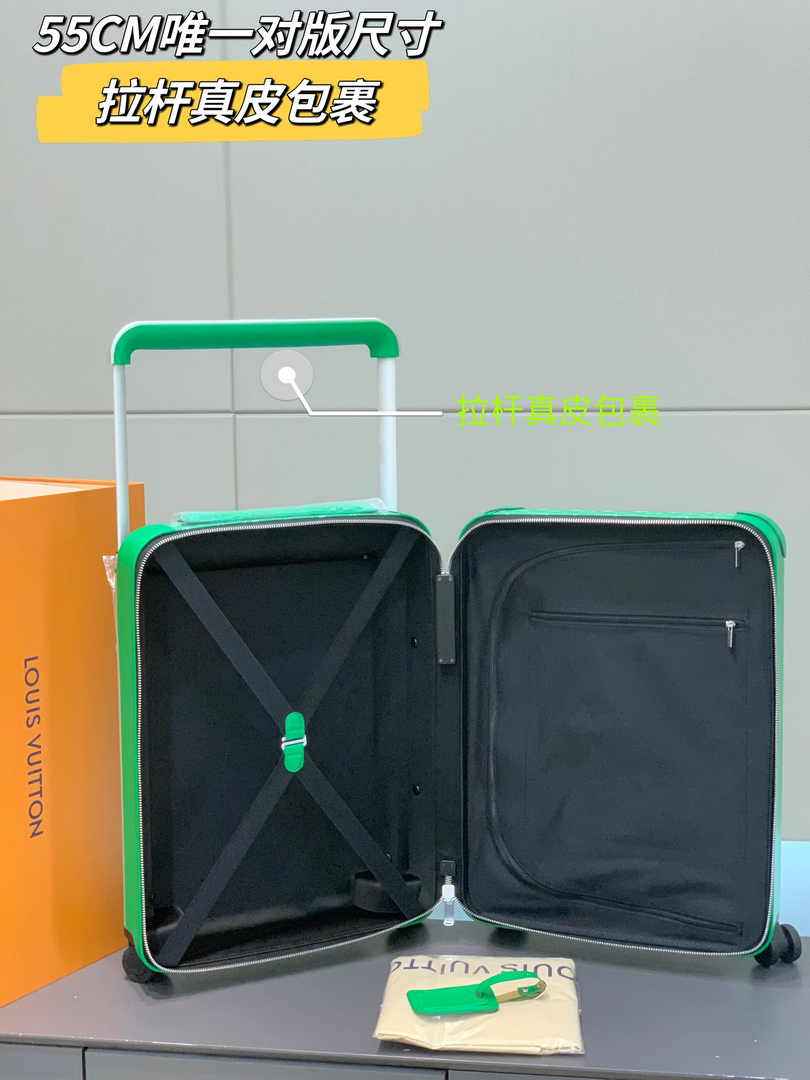 Louis Vuitton HORIZON 55 M31043 Green Monogram leather