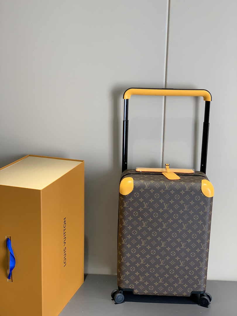 Louis Vuitton Horizon 55 M46762 Yellow Monogram Canvas