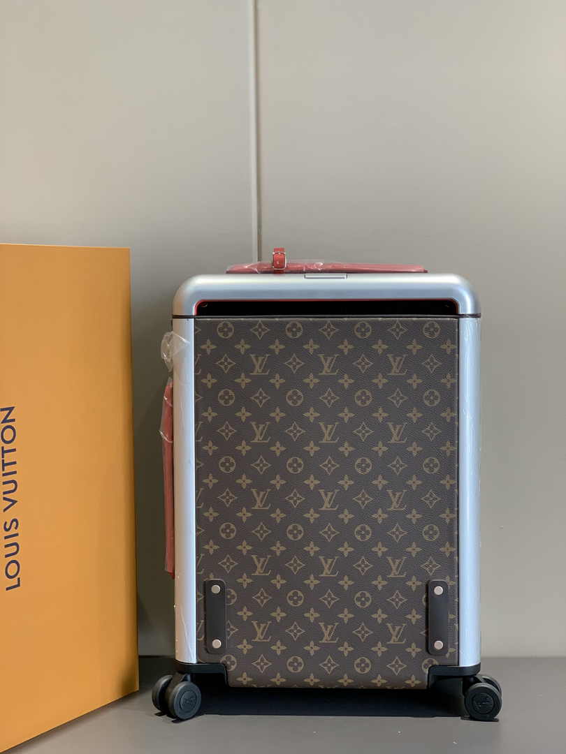Louis Vuitton Horizon 55 M46778 Red Monogram Canvas