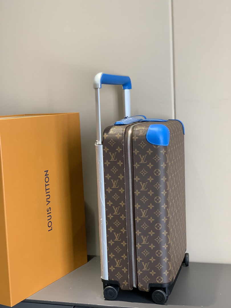 Louis Vuitton Horizon 55 M46779 Blue Monogram Canvas
