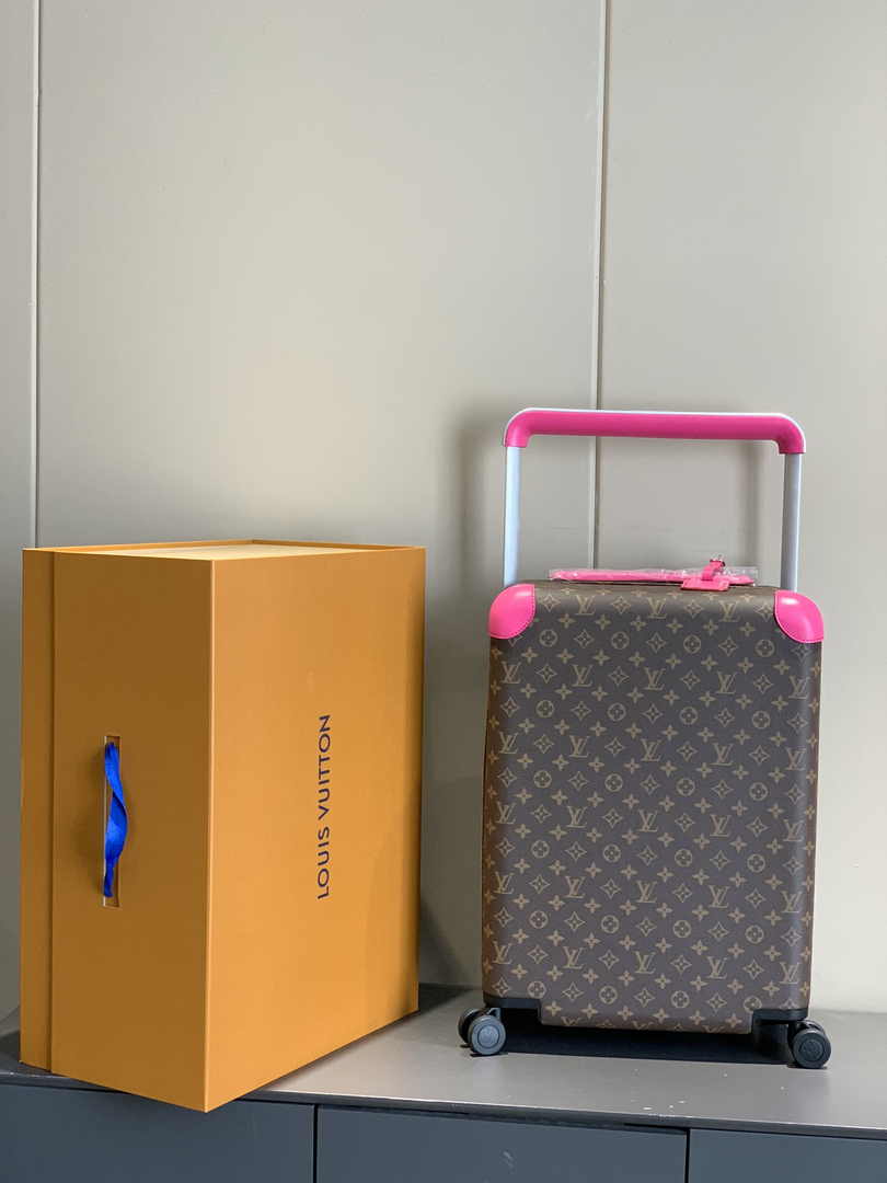 Louis Vuitton Horizon 55 M46780 Plum Monogram Canvas