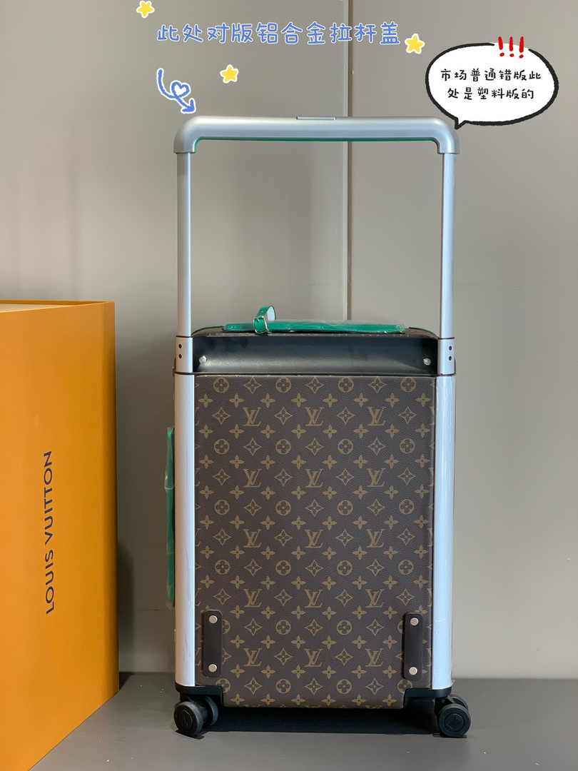 Louis Vuitton Horizon 55 M46781 Green Monogram Canvas