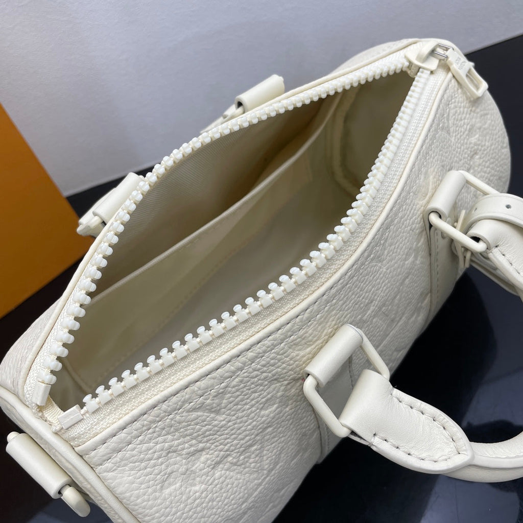Louis Vuitton Keepall Bandoulière 25 M24434 Monogram Taurillon Leather - Default Title - View 5
