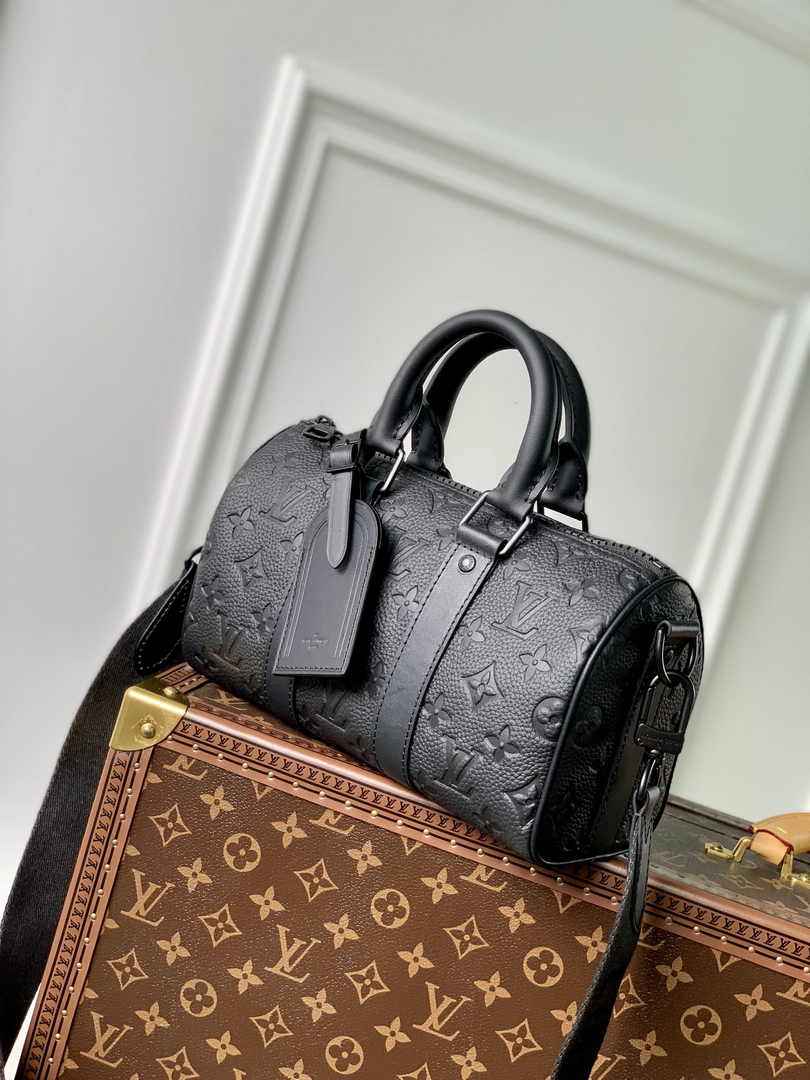 Louis Vuitton Keepall Bandoulière 25 M20900 Monogram Taurillon Leather - Default Title - View 3